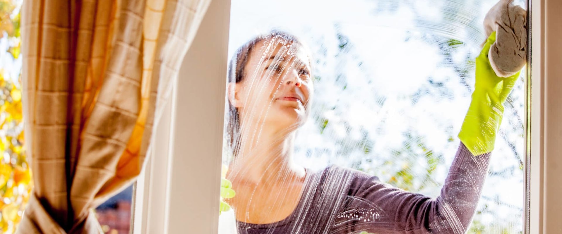 Real-Time Updates and Adjustments for Efficient Window Cleaning Routes